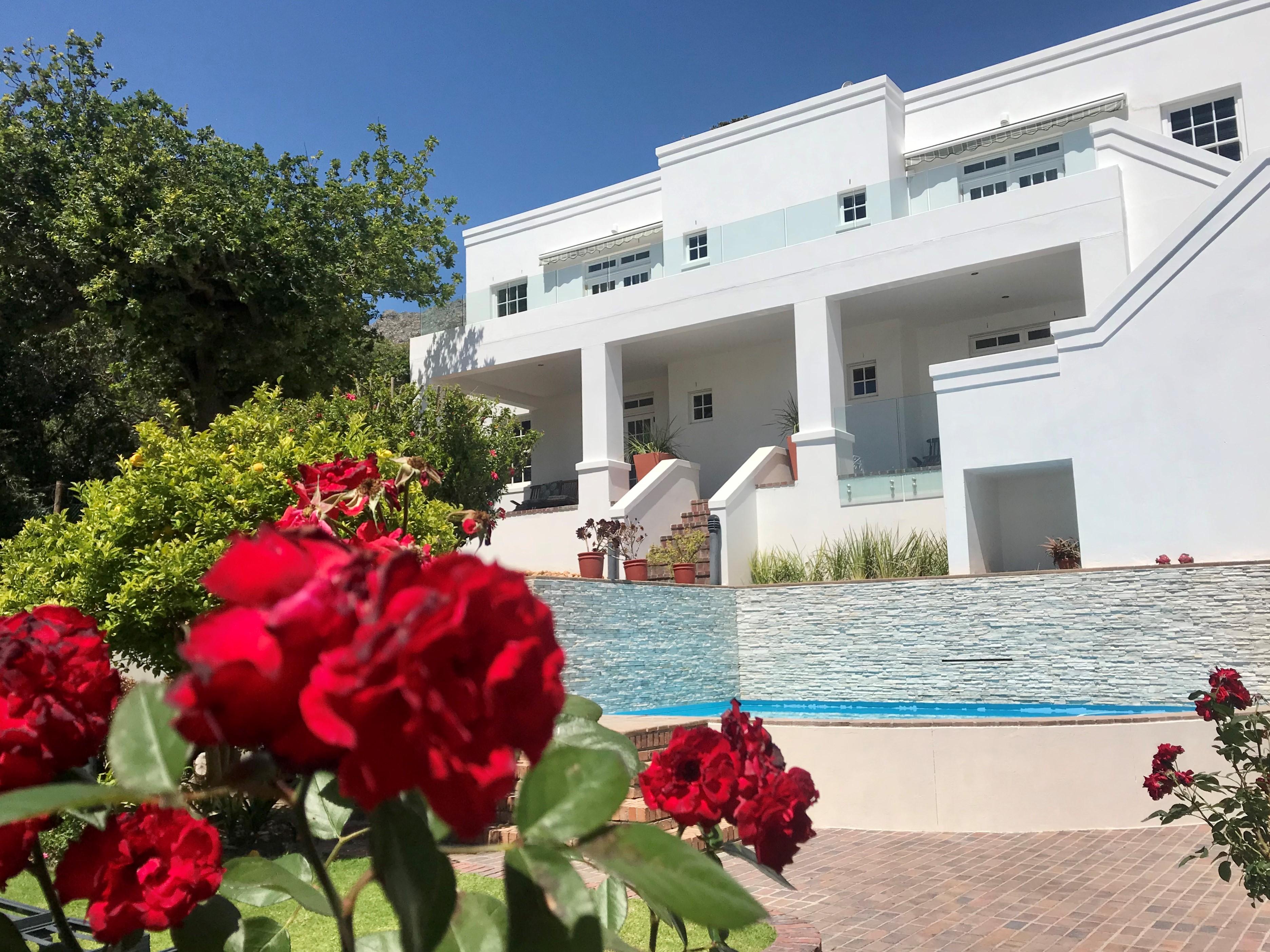 Manor On The Bay 4*