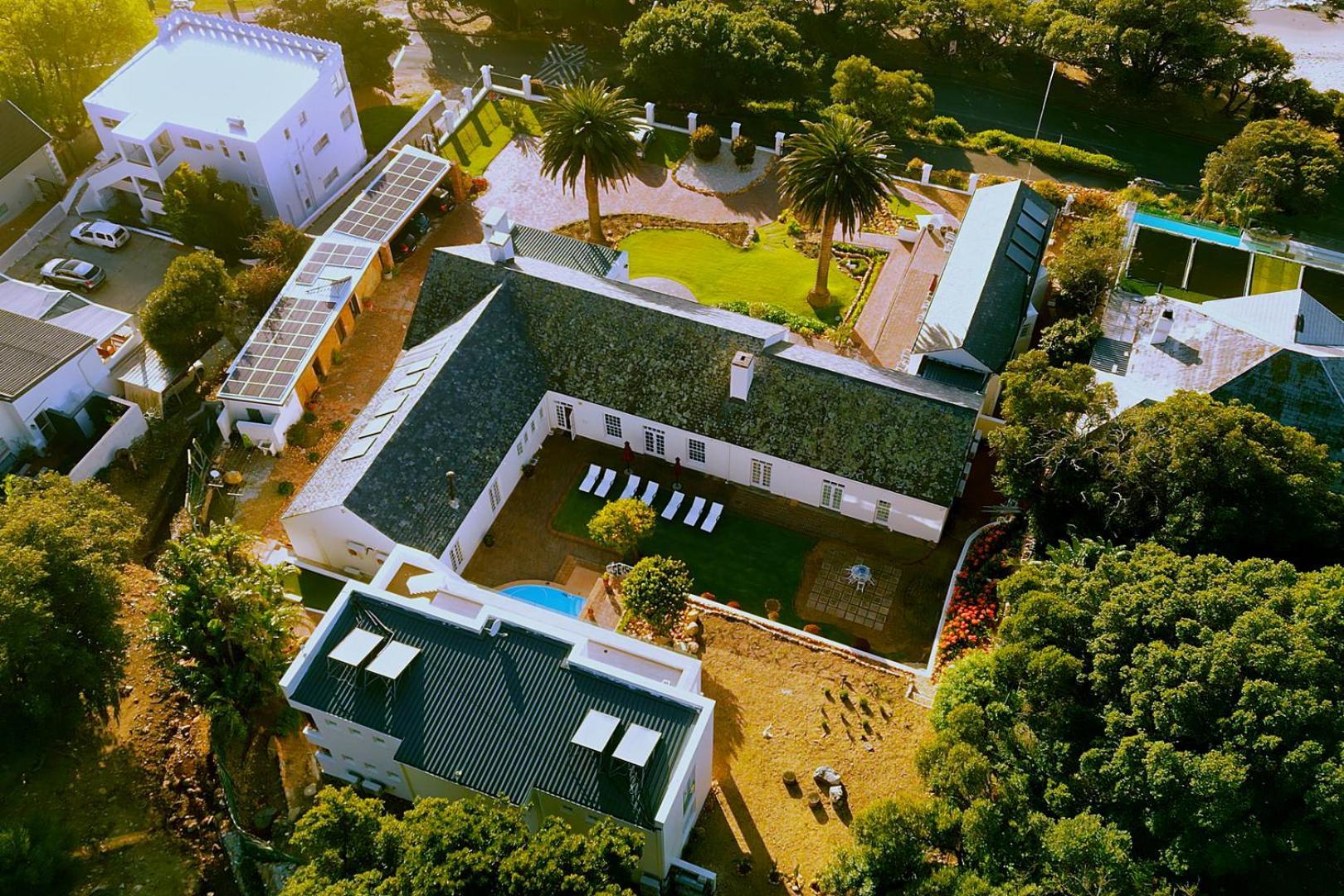 Manor On The Bay Guest house 4*