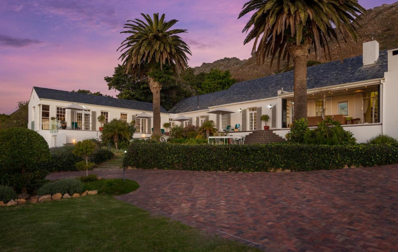 Manor On The Bay Guest house 4*